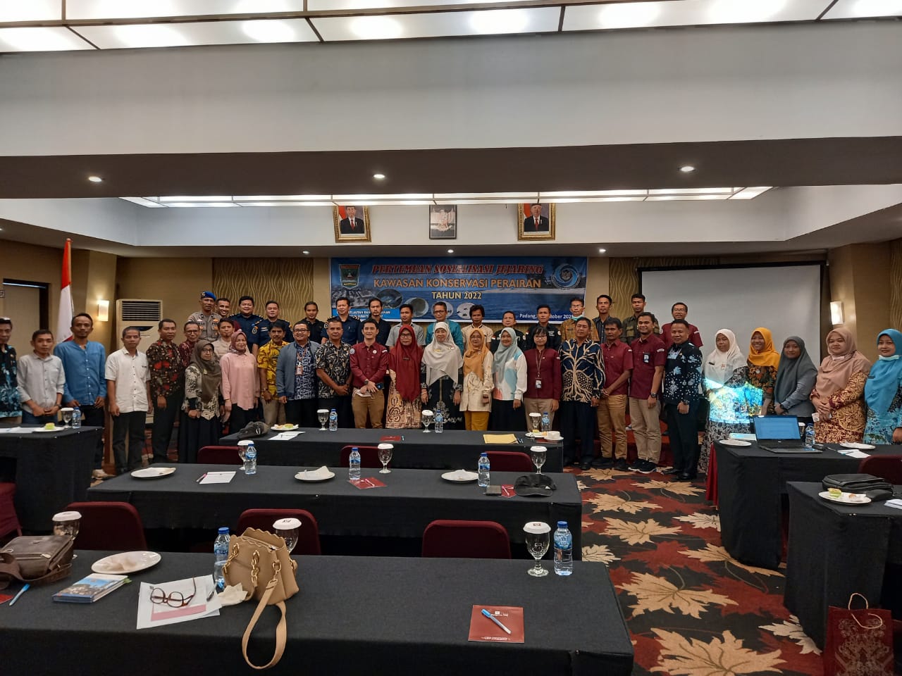 SOSIALISASI JEJARINGAN KAWASAN KONSERVASI PERAIRAN TAHUN 2022 DI PADANG