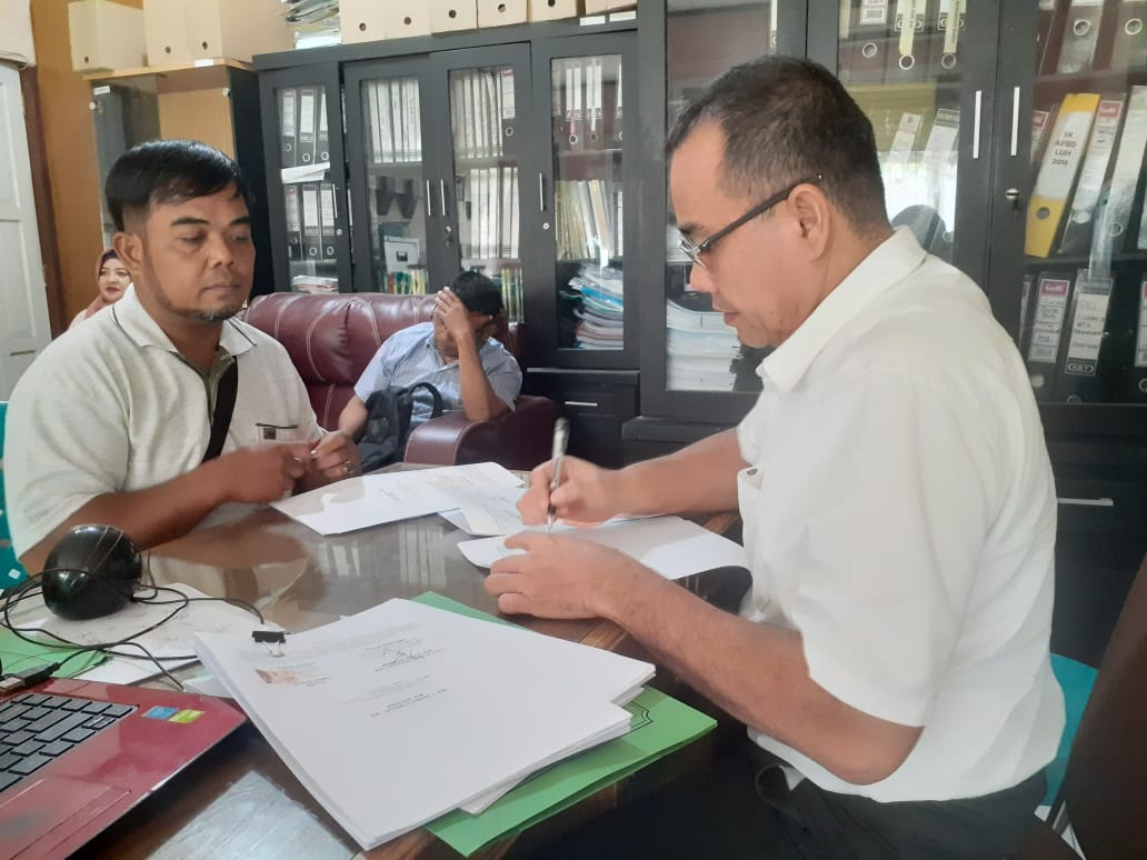 PENANDA TANGAN SURAT PERJANJIAN KONTRAK (SPK) DENGAN GAPOKTAN