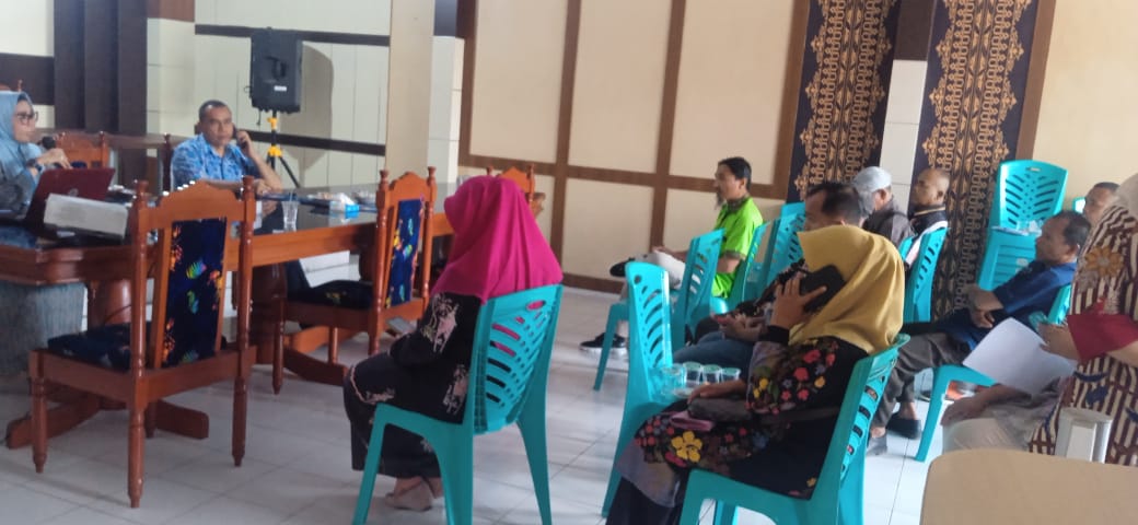 PERTEMUAN EVALUASI PELAKSANAAN NAGARI MANDIRI PANGAN DI AULA DINAS PERIKANAN DAN PANGAN