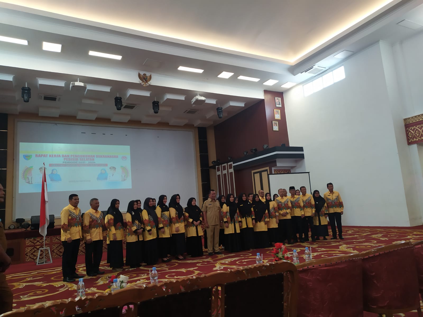 RAPAT KOORDINASI DAN PENGUKUHAN PENGURUS DEKRANASDA DI PCC