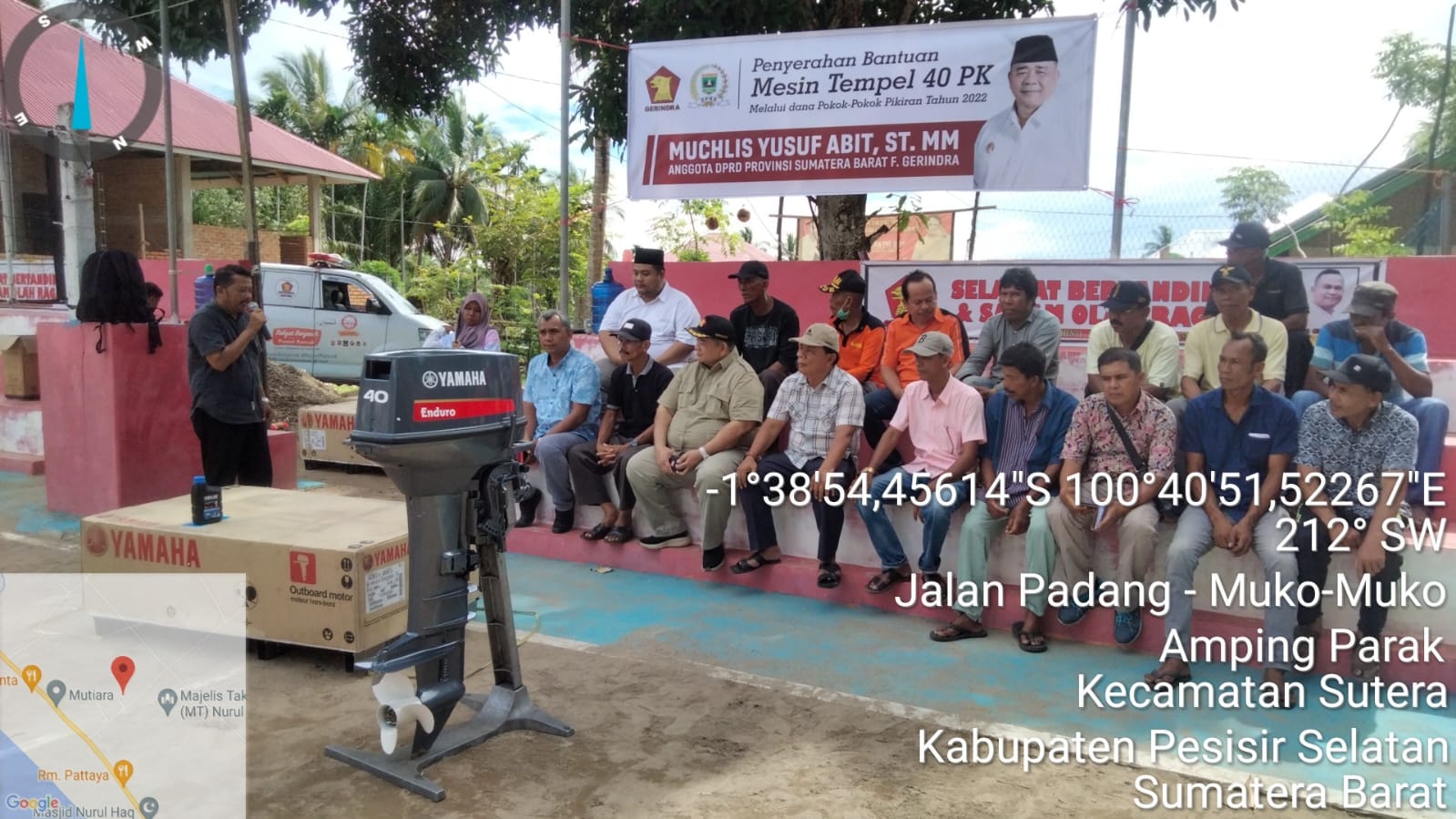 PEMDA KABUPATEN PESISIR SELATAN SERAHKAN BANTUAN MESIN TEMPEL DI KEC. SUTERA