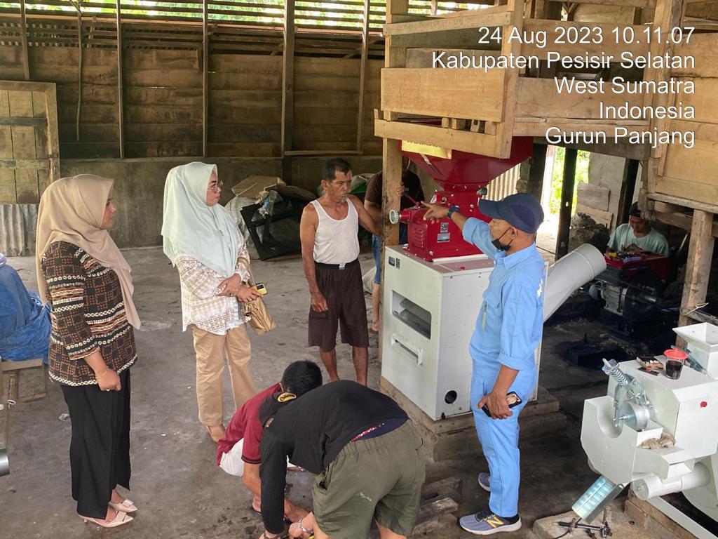 Pemantauan Pemasangan dan Uji Coba Penggilingan Padi Kecil (PPK) di Beberapa Kecamatan Kabupaten Pes